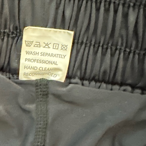 NWOT Women's High Waist Drawstring Athletic Butterfly Short - Picture 7 of 11